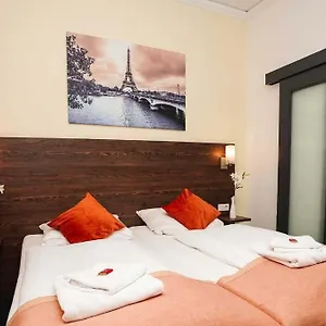 Little Paris 3* Francfort-sur-le-Main